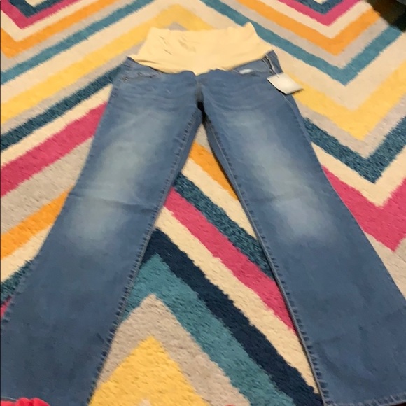 A:Glow Maternity size 6 Bootcut Jeans - Picture 1 of 8